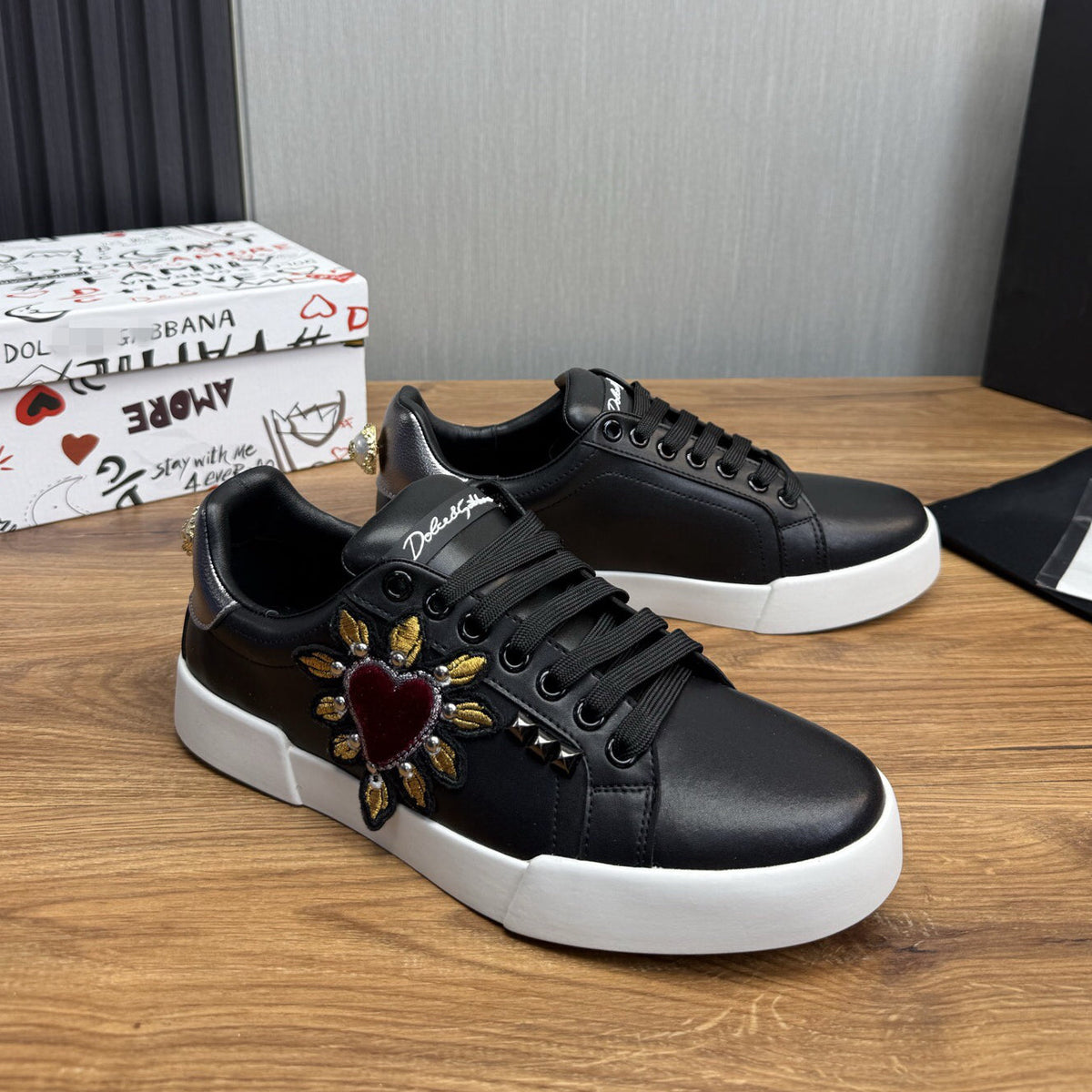 White & Black Casual Sneakers #28 | Streetwear Shoes