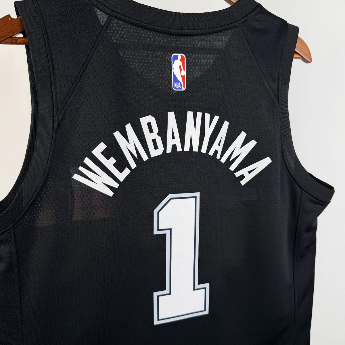 Victor Wembanyama No.1 San Antonio Spurs City Edition Jersey 2025-26 NBA Authentic Swingman Jersey - View 5