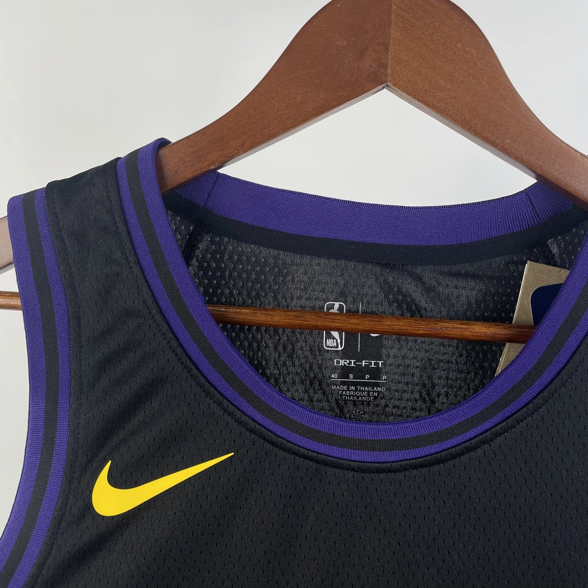 Anthony Davis No.3 Los Angeles Lakers City Edition Jersey 2025-26 NBA Authentic Swingman Jersey - View 6