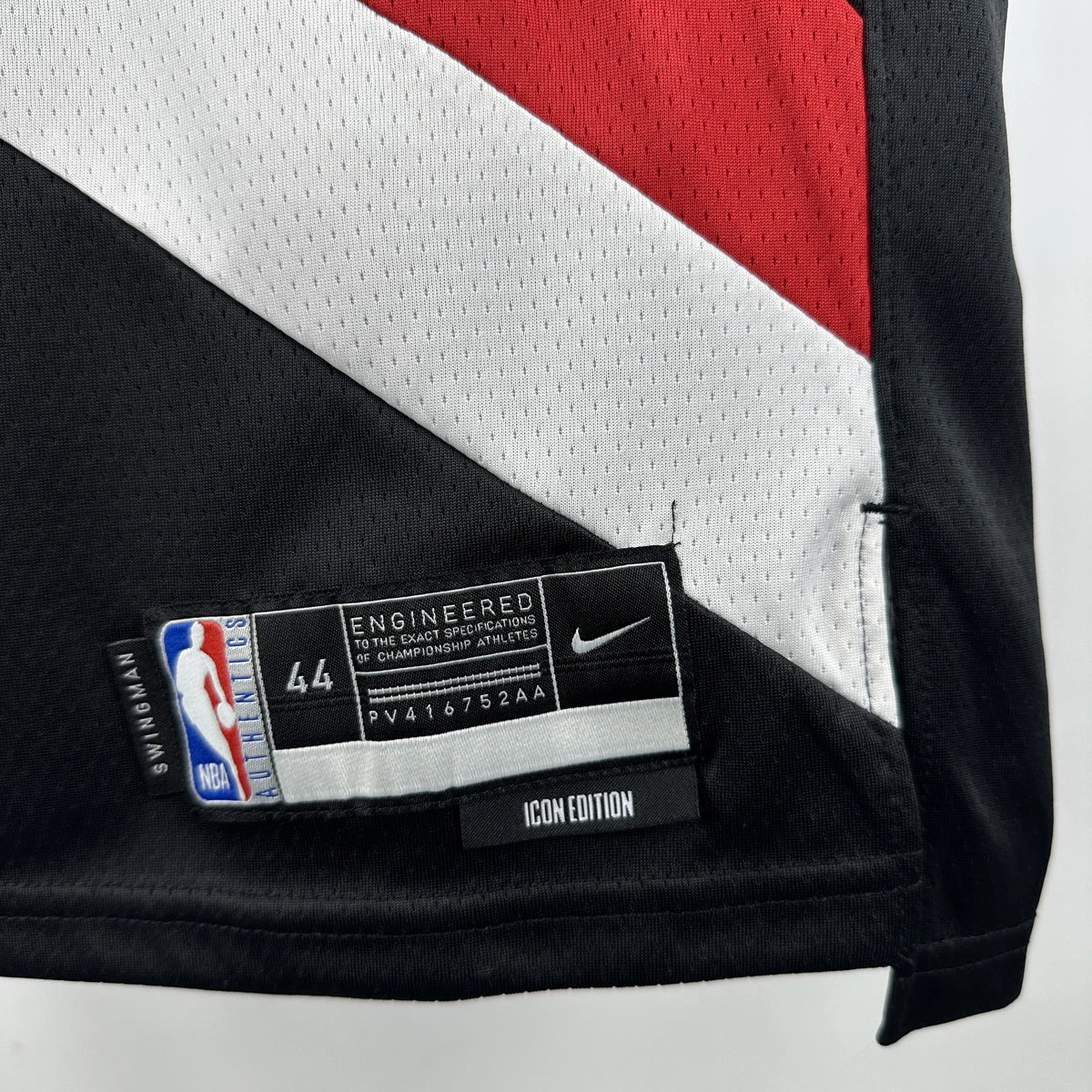 Damian Lillard No.0 Portland Trail Blazers Away Black Jersey 2025-26 NBA Authentic Swingman Jersey - View 2