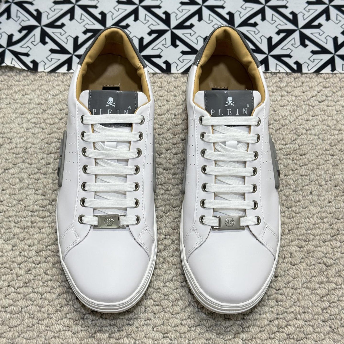 PP White & Black Casual Sneakers #56 | Men's Streetwear