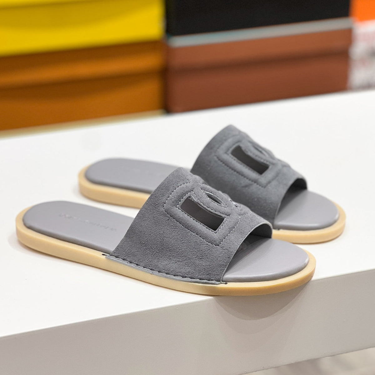 2026 Premium Leather Casual Slippers - Designer Men's Slides in 6 Colors