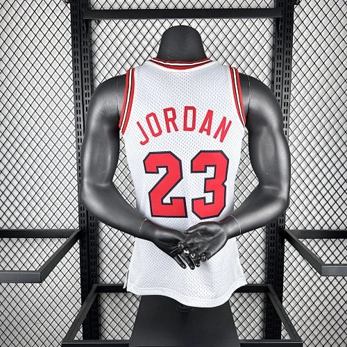 Michael Jordan Chicago Bulls No.23 Rookie Throwback Swingman Jersey 1984-85 - View 848