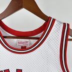 Michael Jordan Chicago Bulls No.23 Rookie Throwback Swingman Jersey 1984-85 - View 848