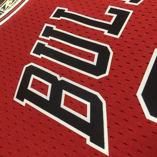 Scottie Pippen Chicago Bulls No.33 Throwback Crop Top Women's Jersey  - View 17