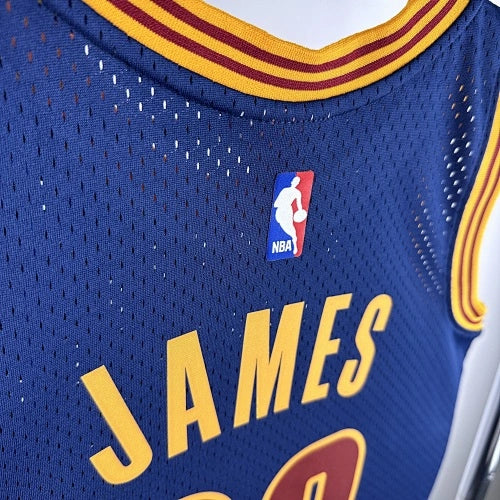 LeBron James Cleveland Cavaliers No.23 Throwback Swingman Jersey 2015-16 - View 151