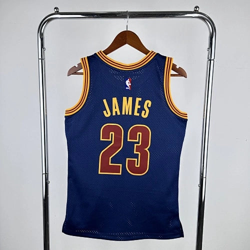 LeBron James Cleveland Cavaliers No.23 Throwback Swingman Jersey 2015-16 - View 151