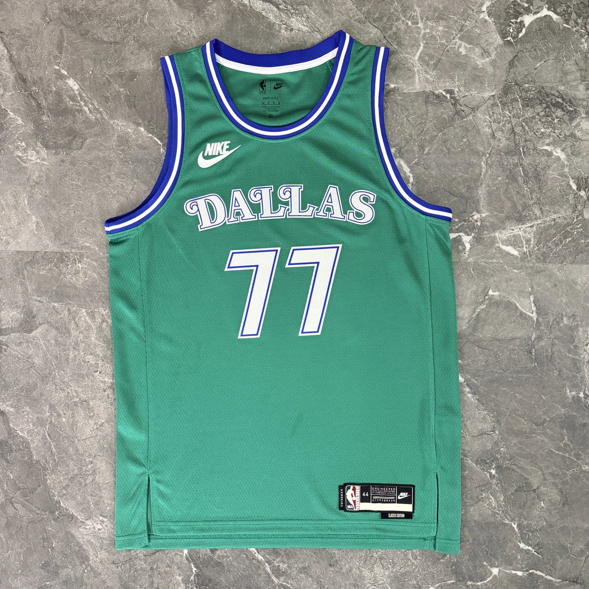 Luka Doncic No.77 Dallas Mavericks Throwback Green Jersey 2025-26 NBA Authentic Swingman Jersey - View 9