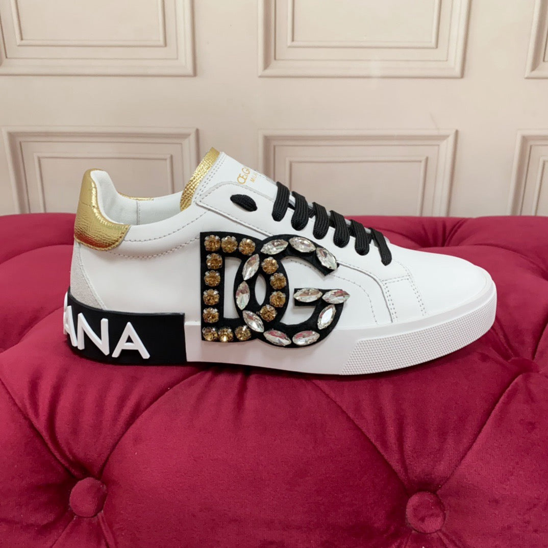 2026 Premium Leather Casual Sneakers - Designer Unisex Shoes in 4 Styles