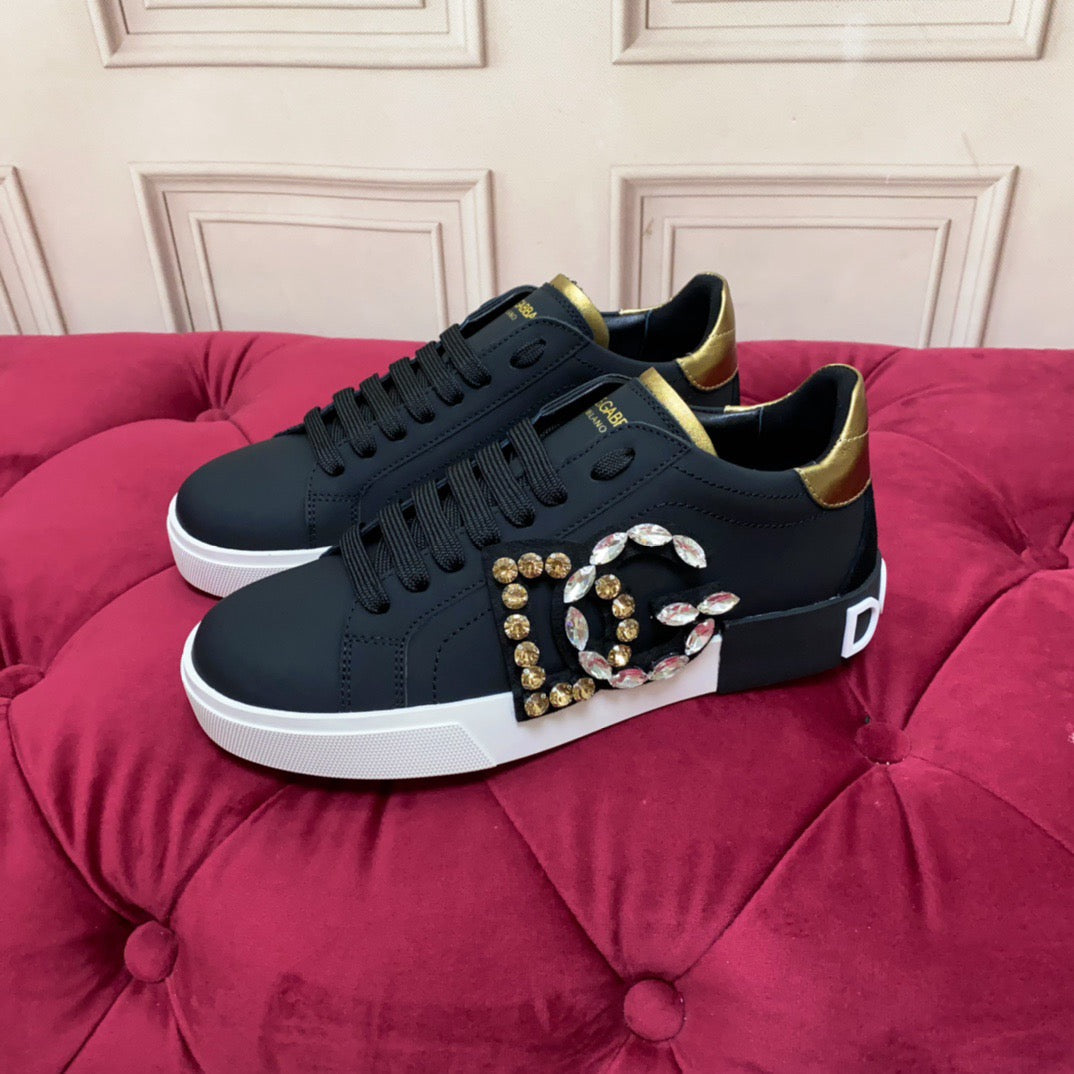 2026 Premium Leather Casual Sneakers - Designer Unisex Shoes in 4 Styles