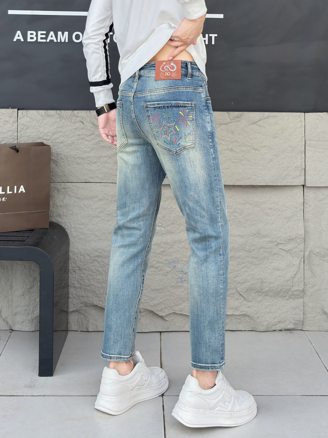 Blue Jeans #13 | Men's Streetwear
