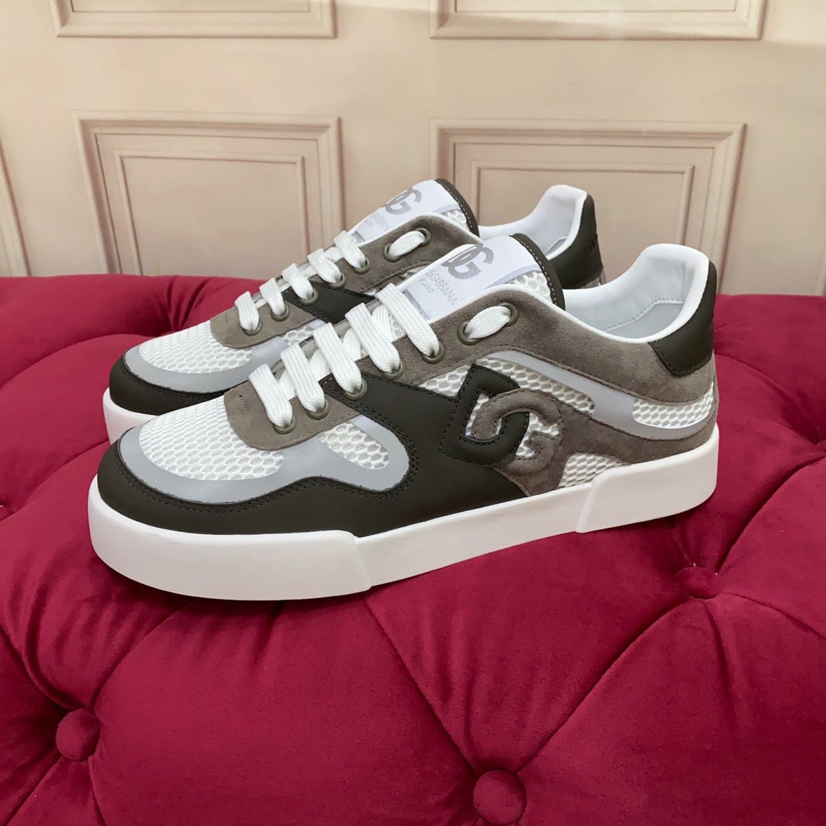 2026 Premium Leather Casual Sneakers - Designer Unisex Shoes in Blue & Black