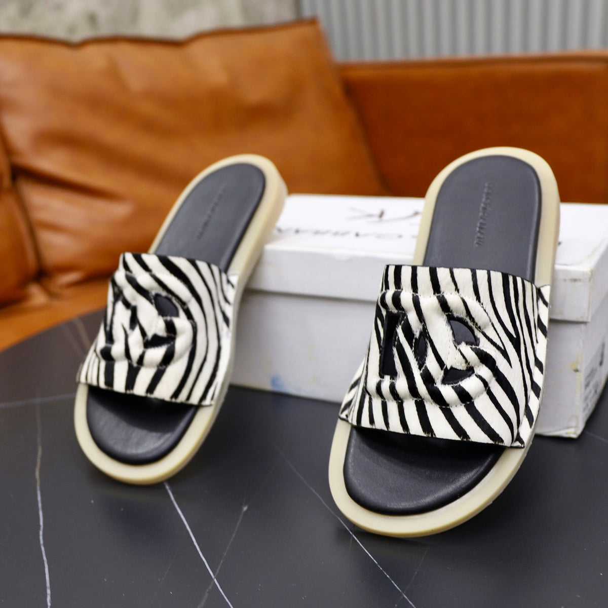 2026 Premium Leather Camouflage Slippers - Designer Men's Slides in 2 Patterns