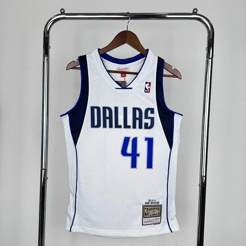 Dirk Nowitzki Dallas Mavericks No.41 Throwback Swingman Jersey 2010-11 - View 101