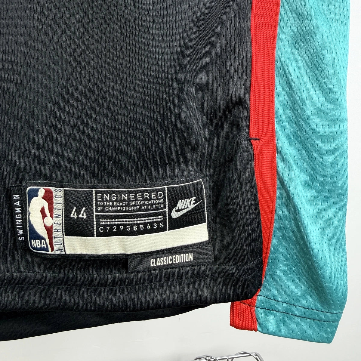 Ja Morant No.12 Memphis Grizzlies Throwback Jersey 2025-26 NBA Authentic Swingman Jersey - View 5