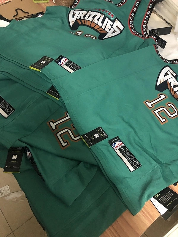 Men's Green Grizzlies #12 Jersey - View 012