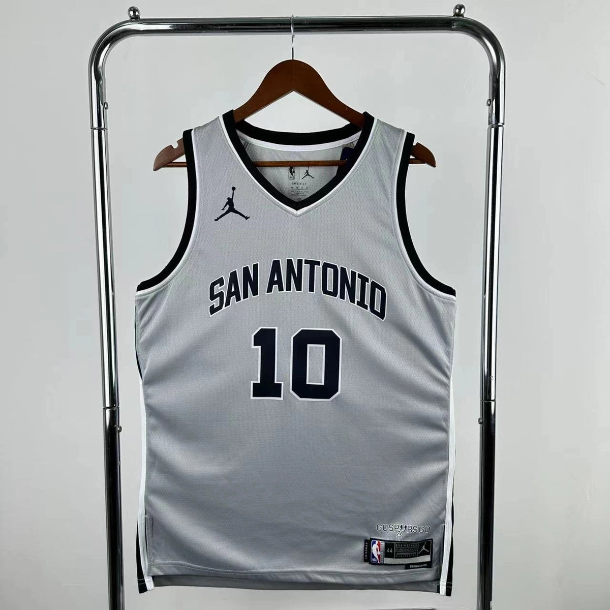 Jeremy Sochan No.10 San Antonio Spurs Limited Gray Jersey 2025-26 NBA Authentic Swingman Jersey - View 1