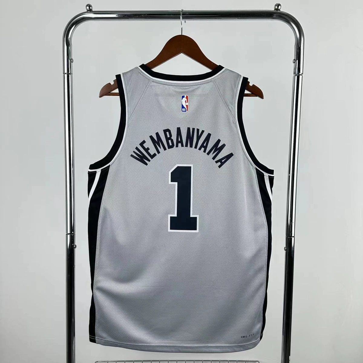 Victor Wembanyama No.1 San Antonio Spurs Limited Gray Jersey 2025-26 NBA Authentic Swingman Jersey - View 2