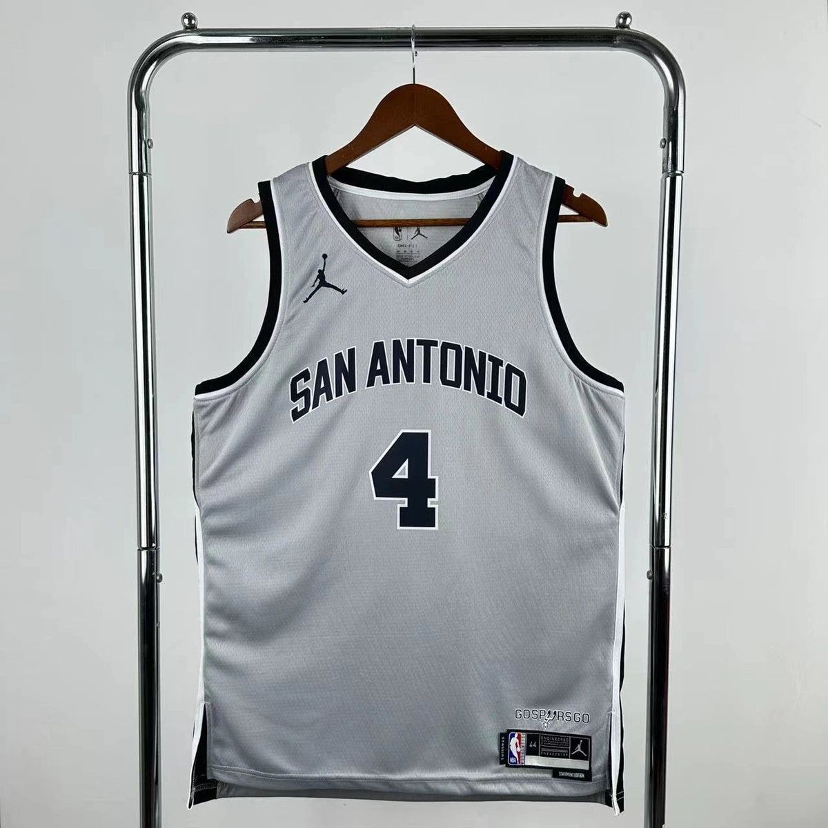 De'Aaron Fox No.4 San Antonio Spurs Limited Gray Jersey 2025-26 NBA Authentic Swingman Jersey - View 1