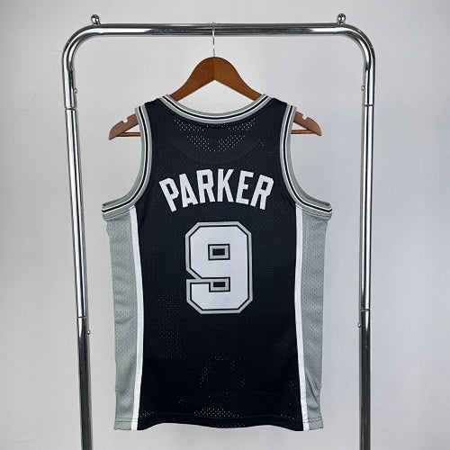 Manu Ginobili San Antonio Spurs No.20 Throwback Swingman Jersey 2002-03 Black - View 20