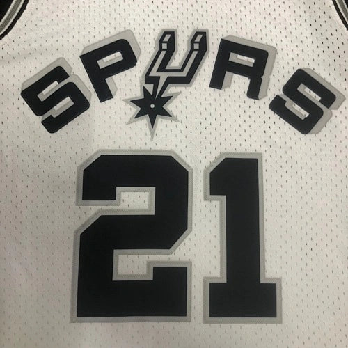Tim Duncan San Antonio Spurs No.21 Throwback Swingman Jersey 1998-99 Black - View 989