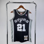 Tim Duncan San Antonio Spurs No.21 Throwback Swingman Jersey 1998-99 Black - View 989