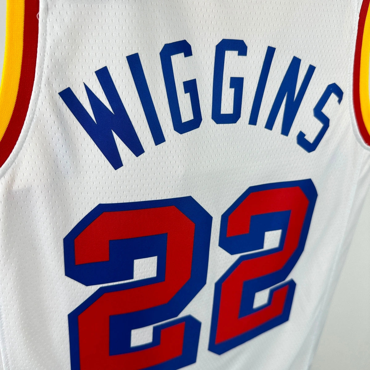 Warriors FabricDetail Throwback Jersey in White Hanging 002