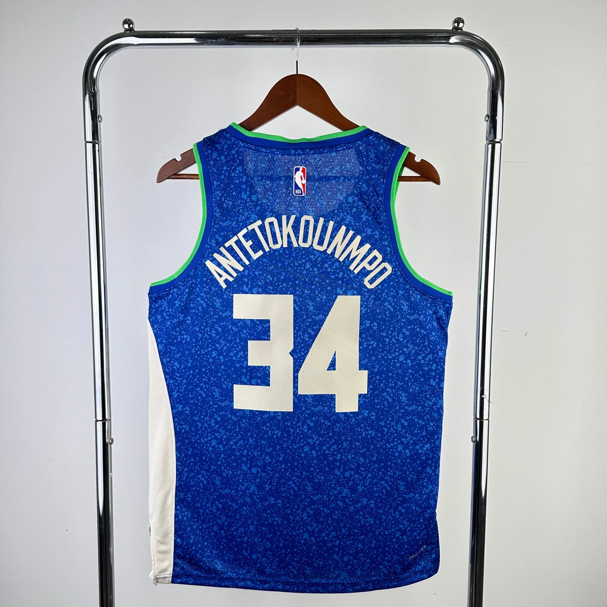 Giannis Antetokounmpo Milwaukee Bucks No.34 City Edition Jersey 2023-24 - View 2