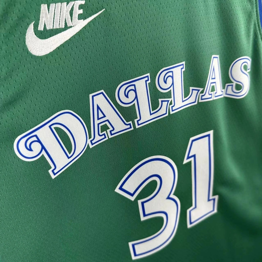 Dallas Mavericks 2025-26 throwback edition basketball jersey close-up of jock tag and hem details in green for basketball fans